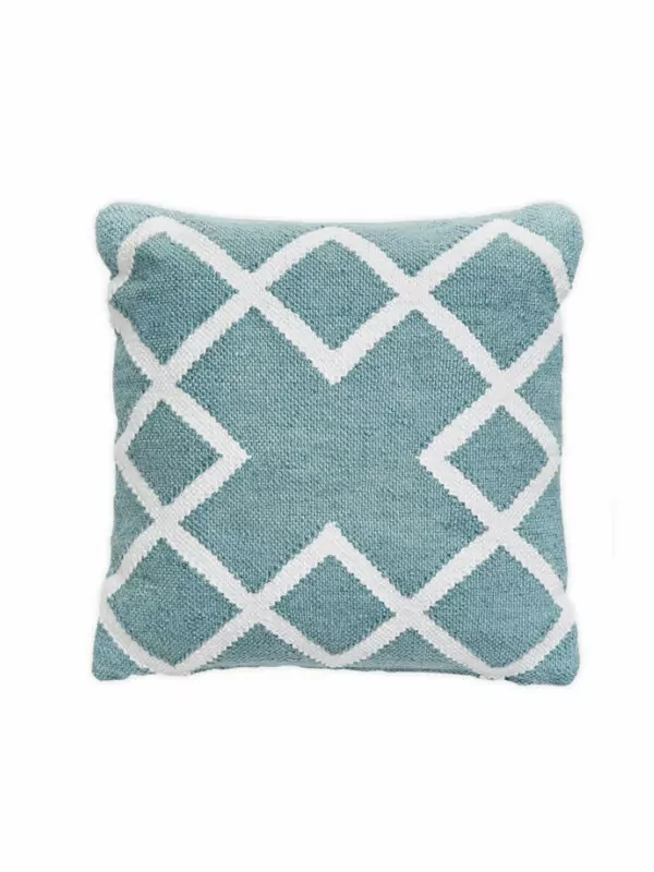 Productfoto van vierkant groenblauw kussen met wit diamantpatroon