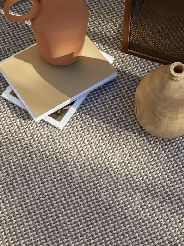 Buitenkleed in 2 kleuren fijn in beige en bruin met kruiken
