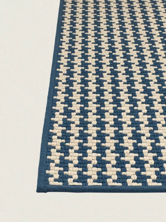 Buitenkleed sisal look beige met kobaltblauw op maat te maken