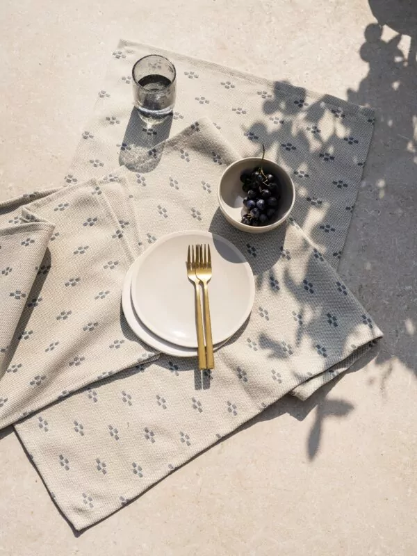 LAZE placemats ‘Clover’ beige and blue