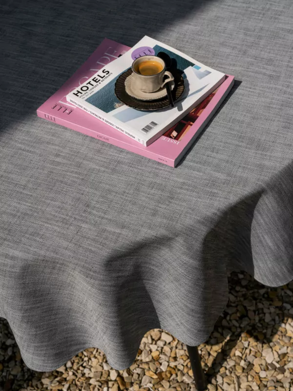 LAZE round outdoor tablecloth ‘Misty’ dark grey – 165 cmm