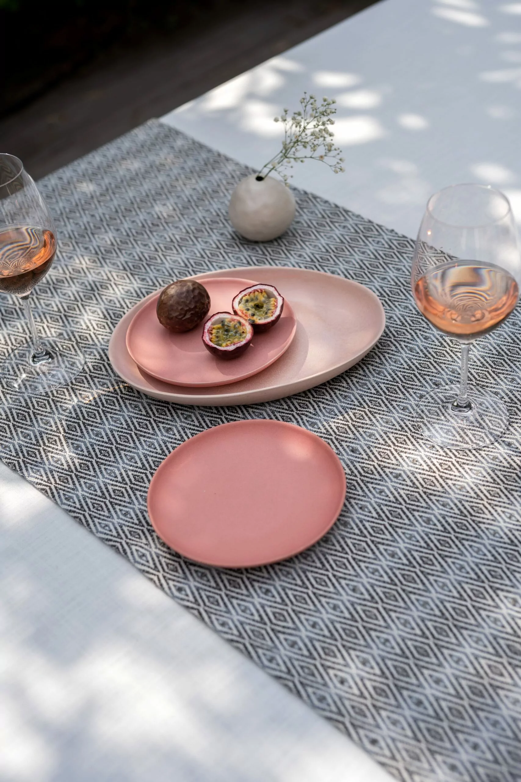 LAZE outdoor tablecloth Misty white and table runner diamond grey